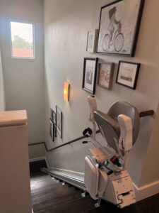 Pilot Stairlift Dark Brown